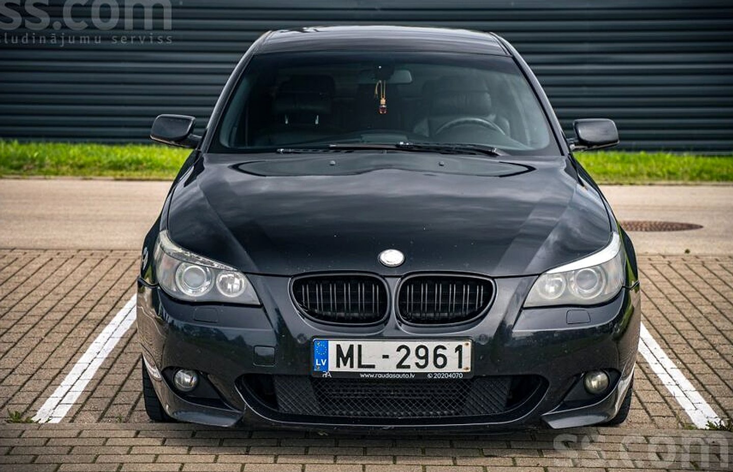 BMW 530 — foto 2