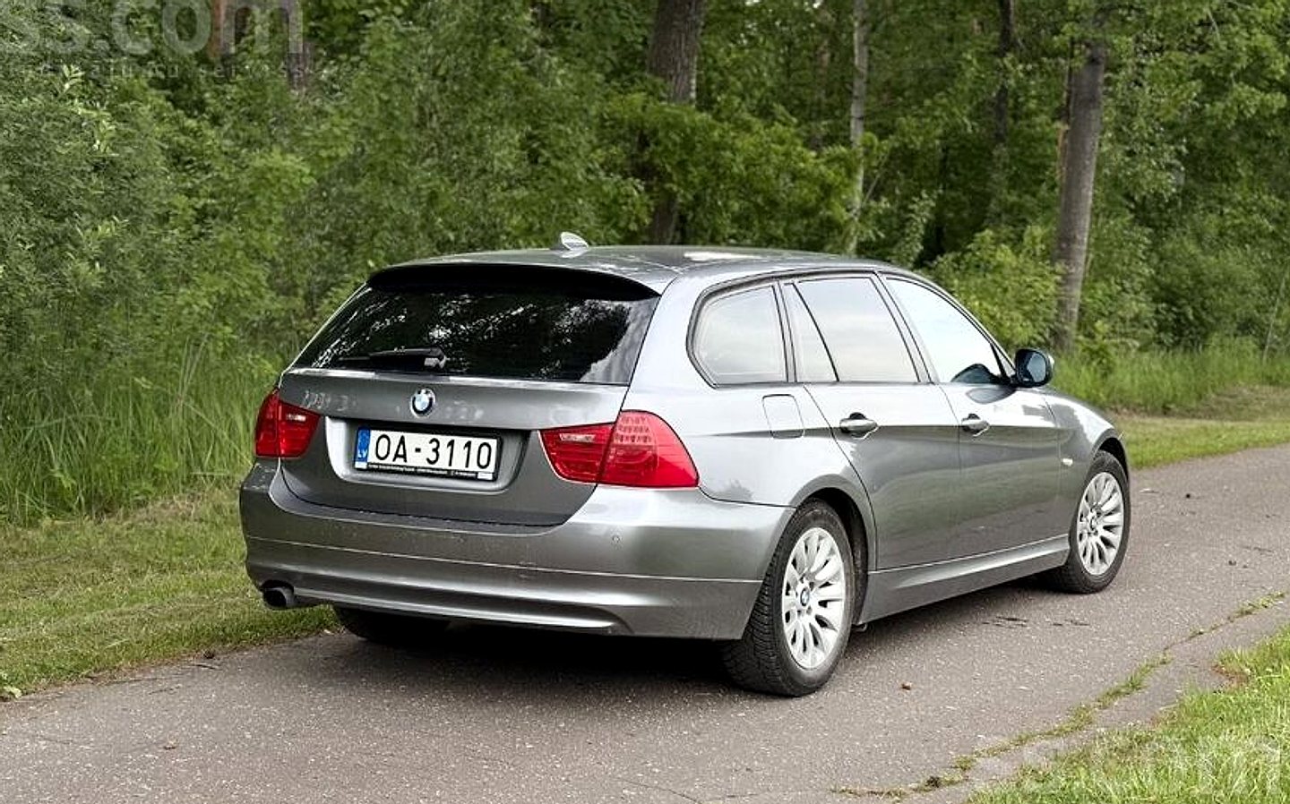 BMW 320 — foto 3