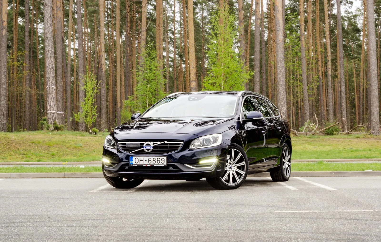 Volvo V60 TWIN ENGINE AWD, 2015. gads