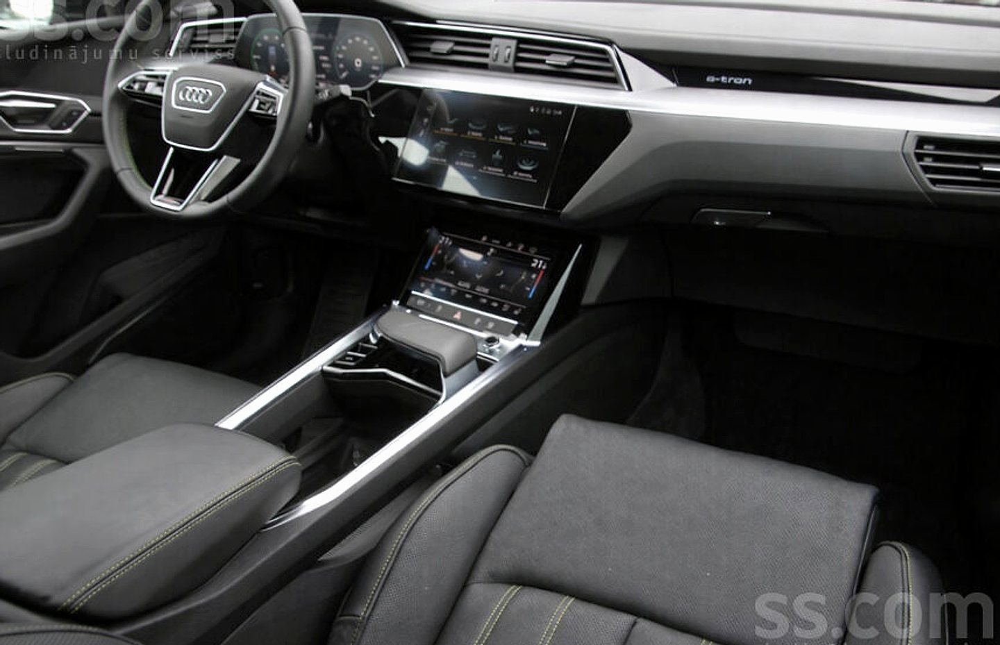 Audi E-tron — foto 5