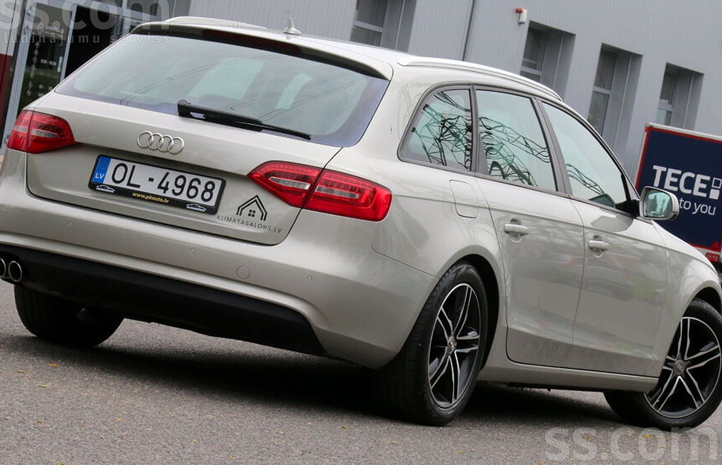Audi A4 — foto 2