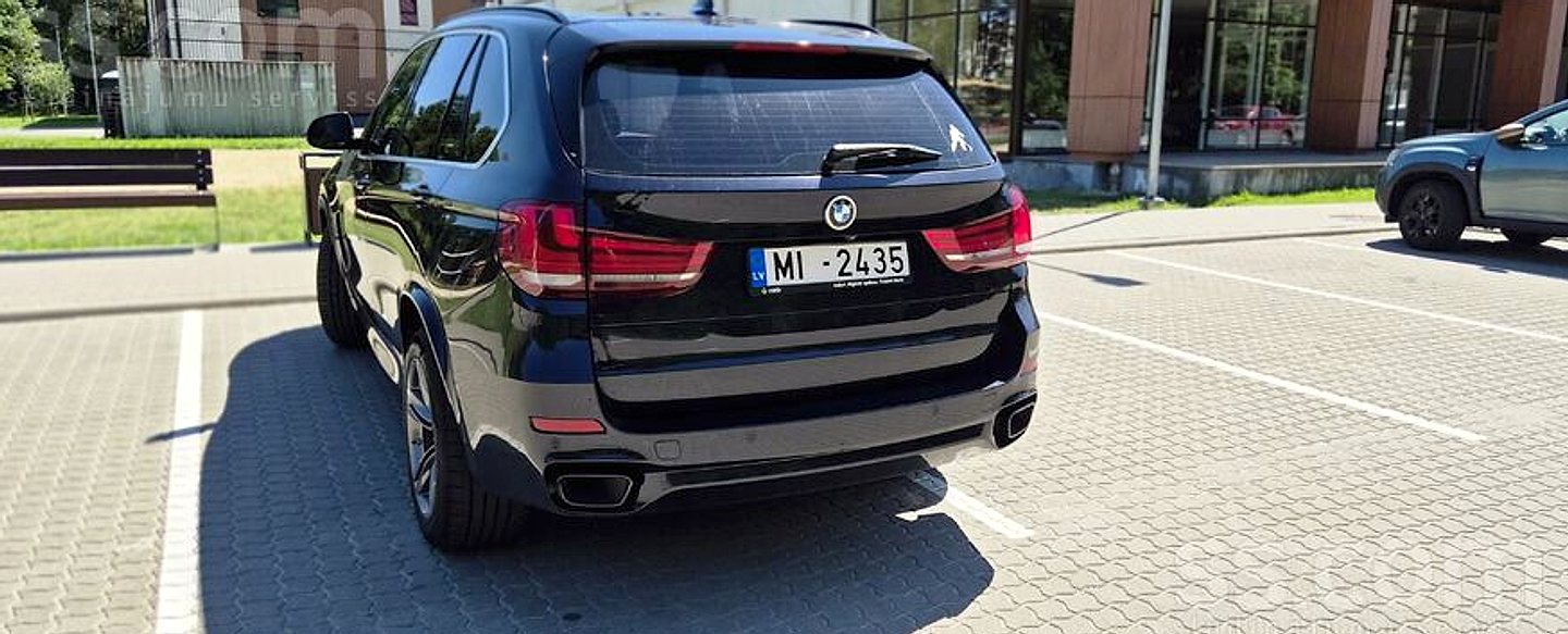 BMW X5 — foto 6
