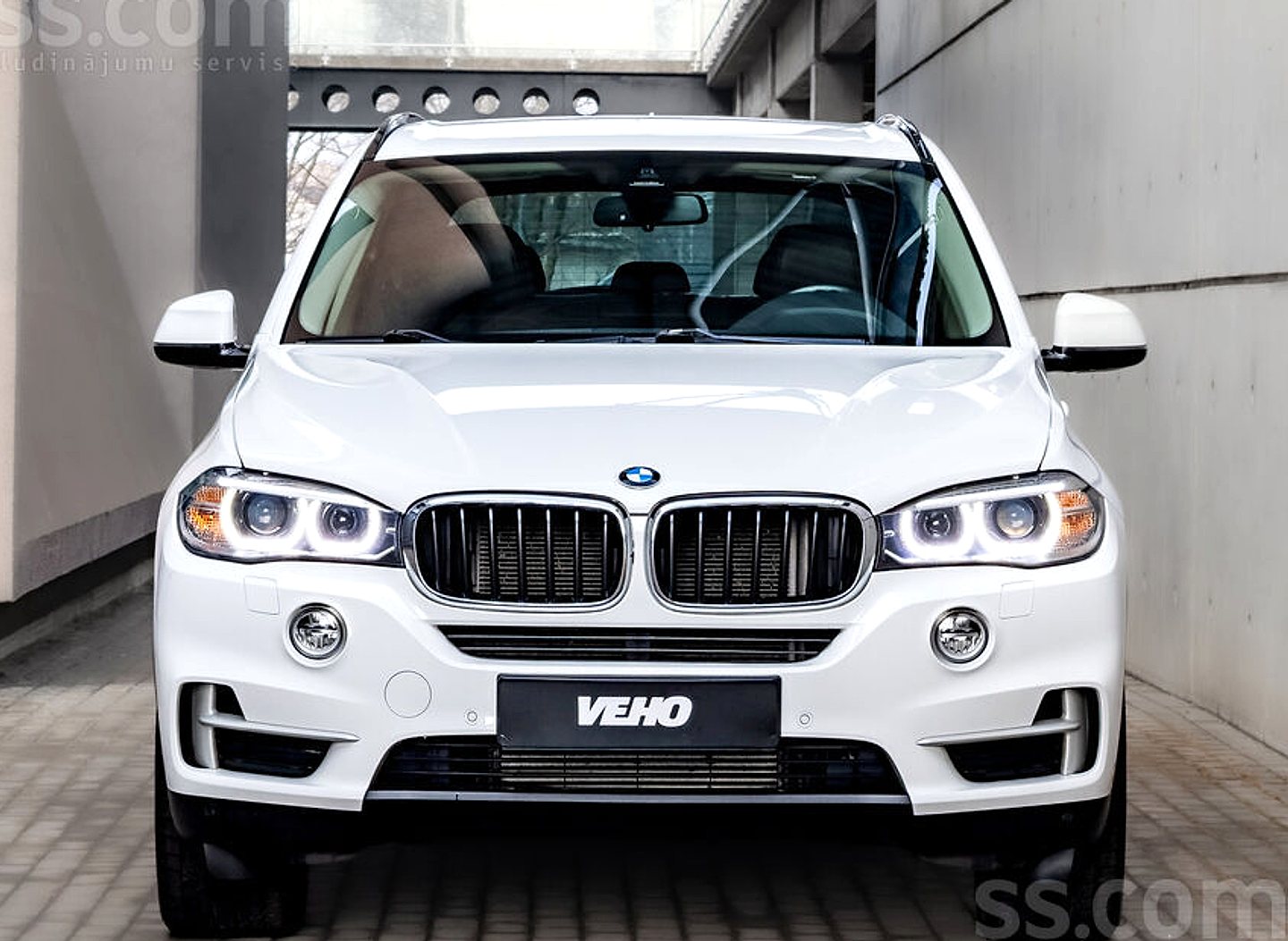 BMW X5 — foto 2