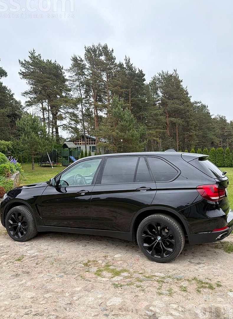 BMW X5 — foto 3