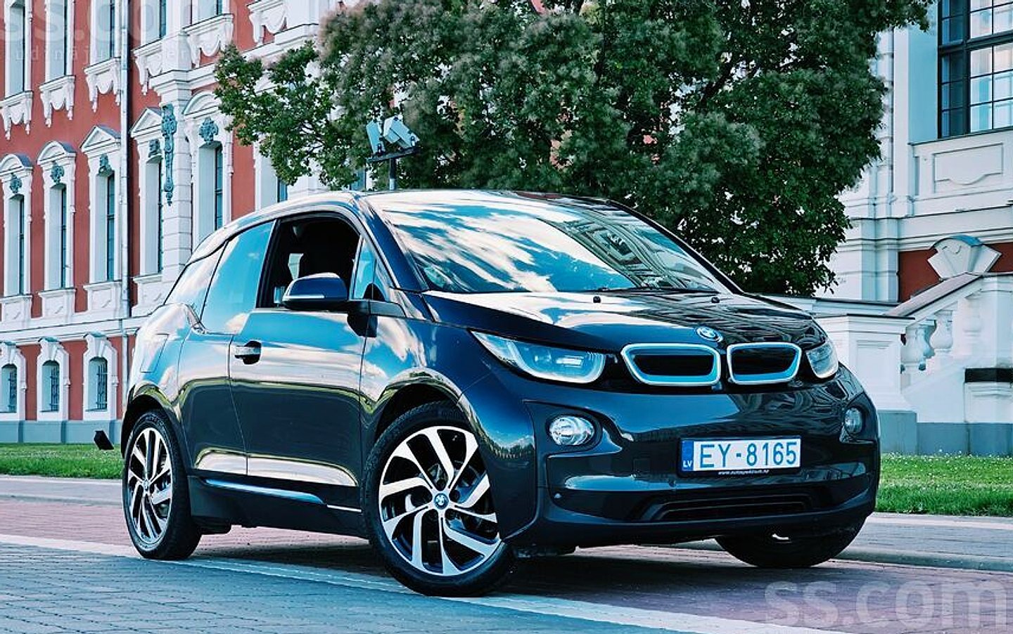 BMW i3