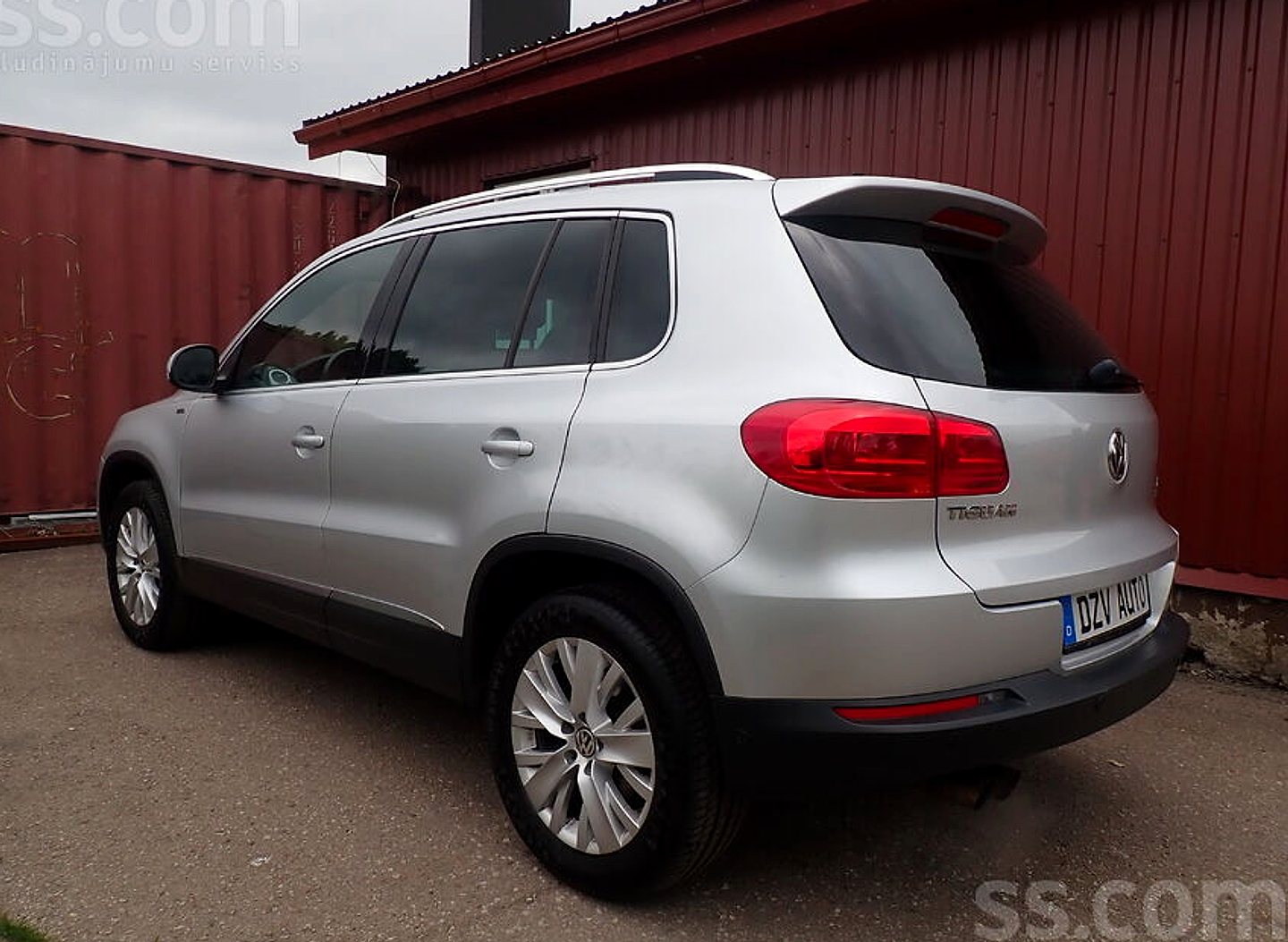 Volkswagen Tiguan — foto 3