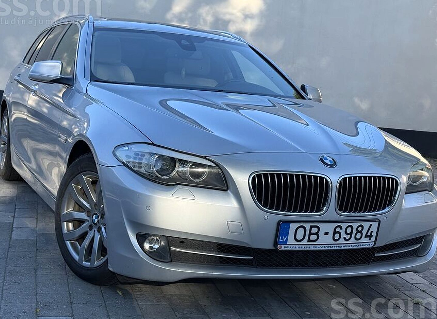 BMW 530 — foto 2
