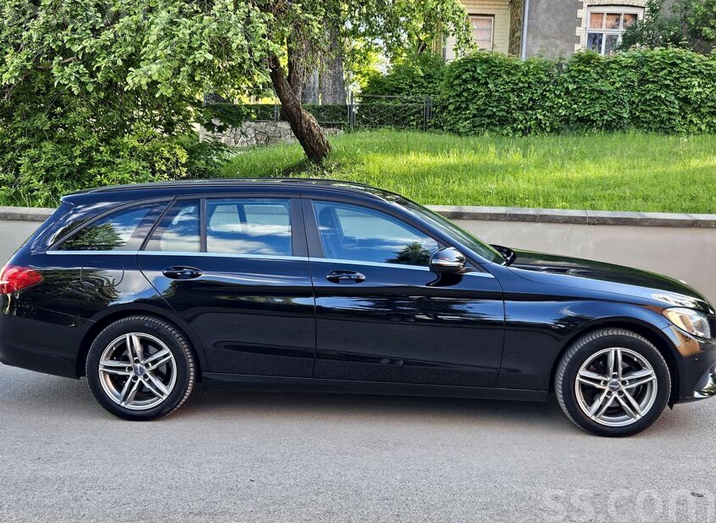 Mercedes-Benz C220 — foto 4