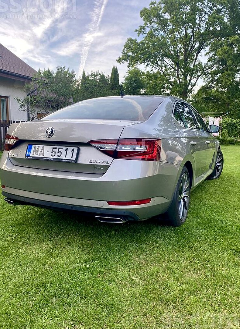Škoda Superb — foto 5