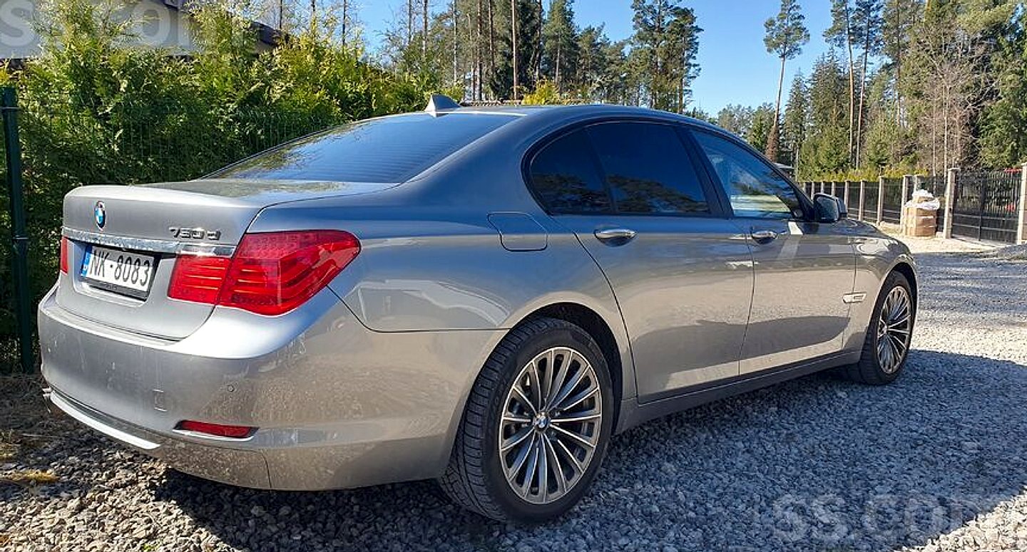 BMW 730 — foto 2