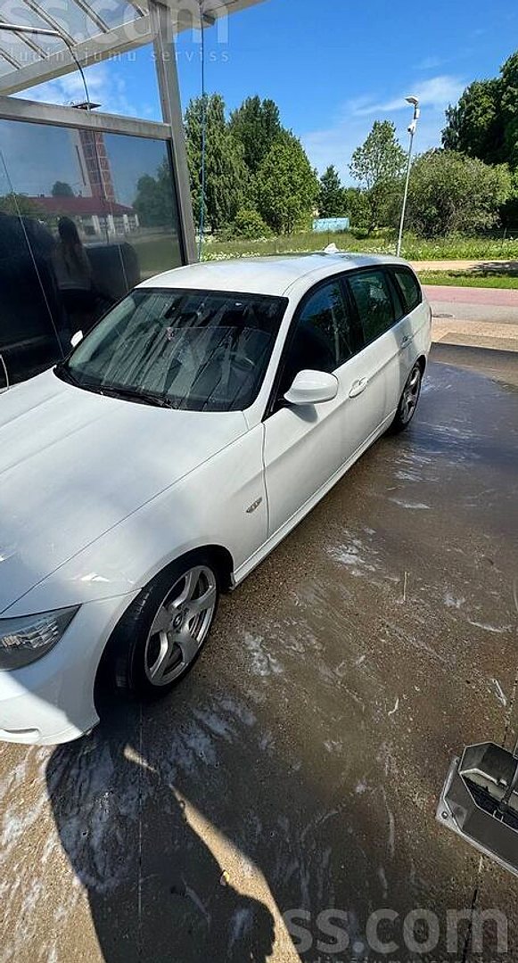 BMW 320 — foto 5