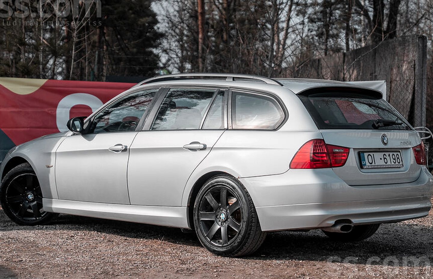 BMW 320 — foto 4