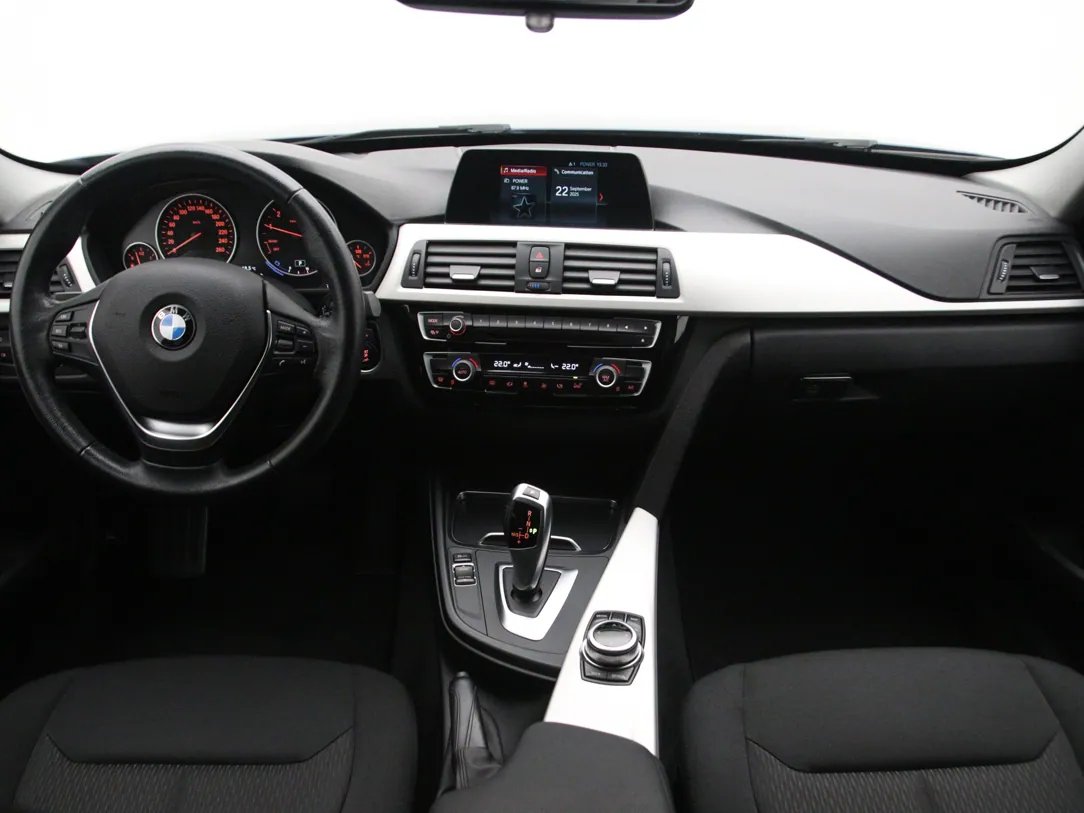 BMW 318 — foto 3