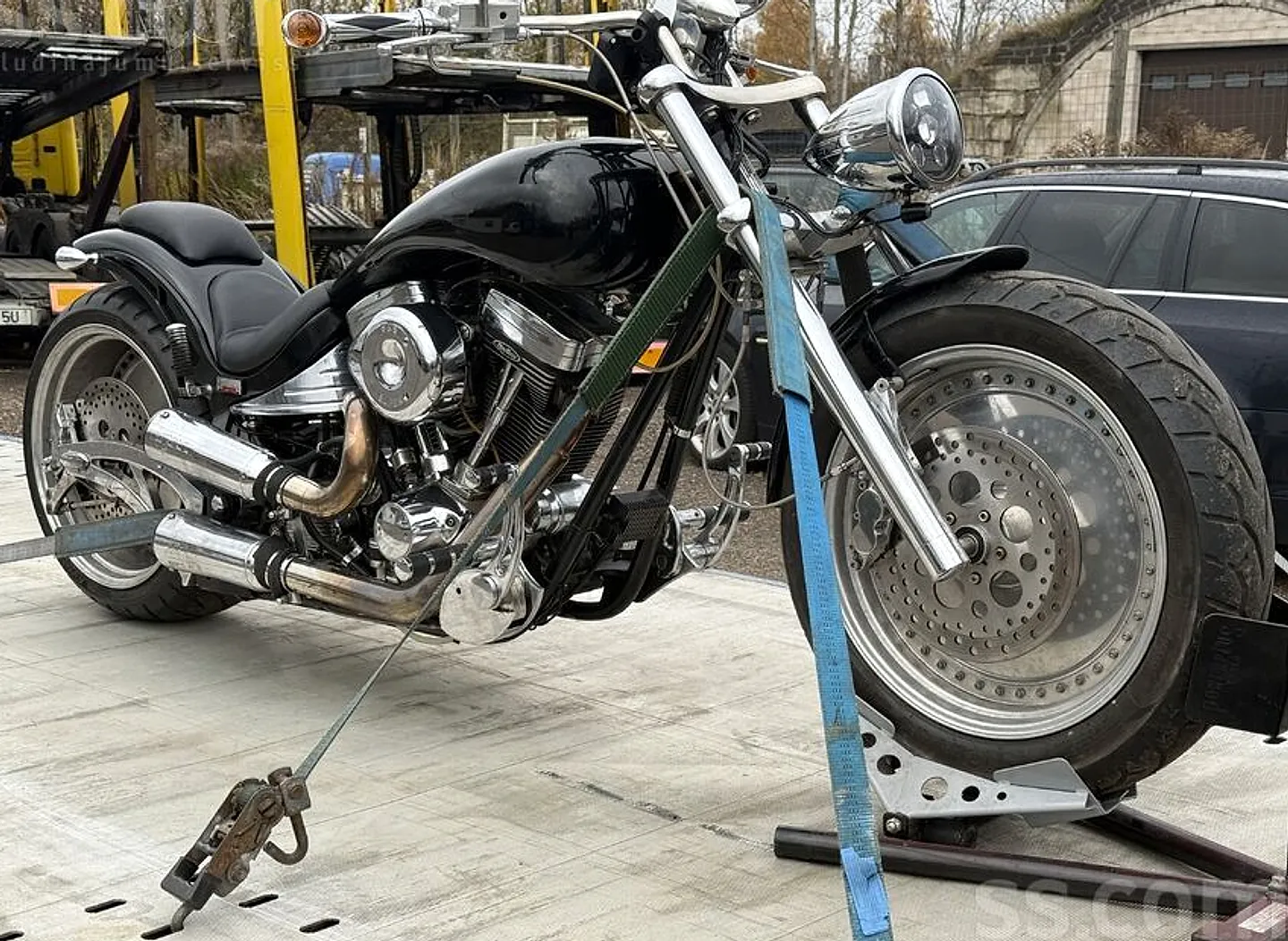 Harley-Davidson Hollisters, 2002. gads