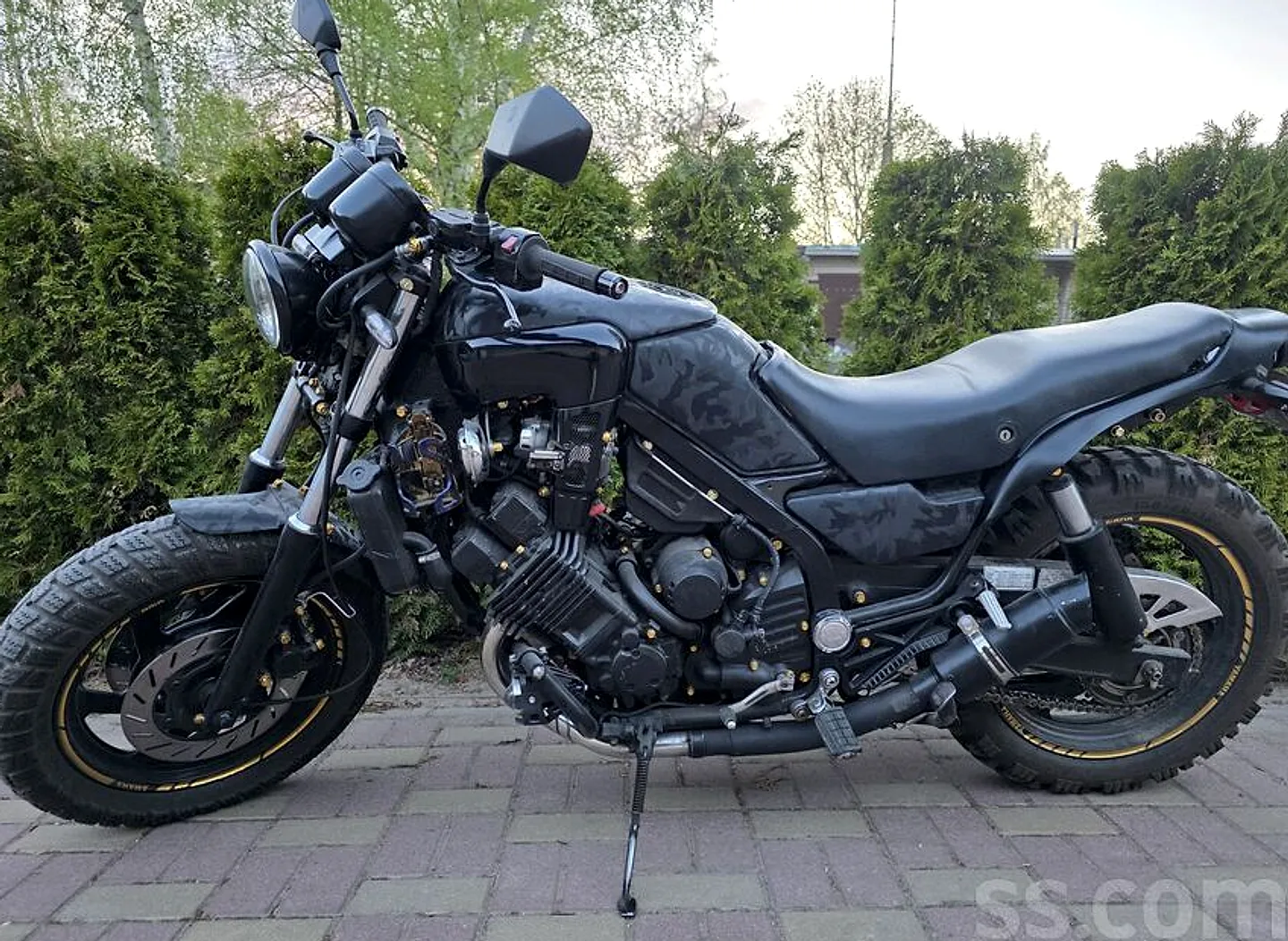 Yamaha Fzx 750