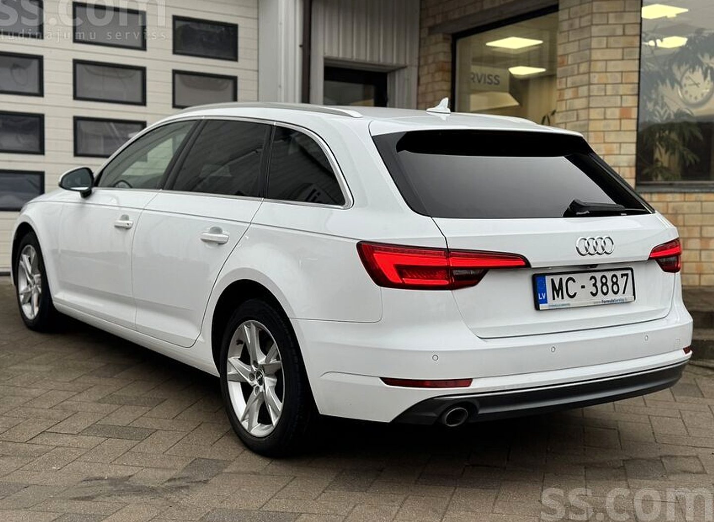 Audi A4 — foto 2