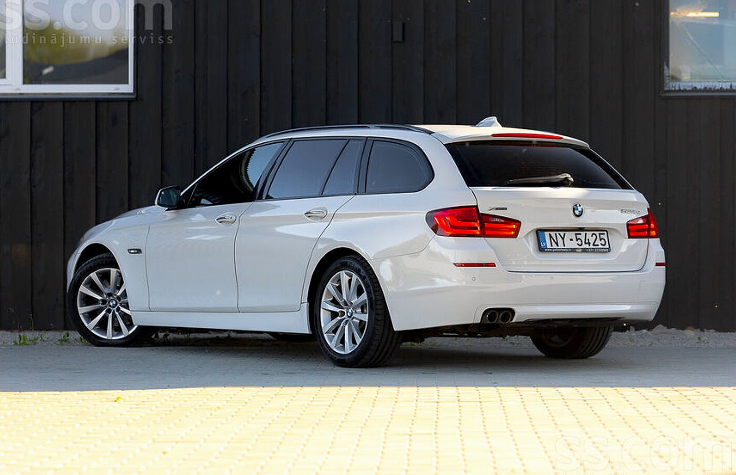 BMW 525 — foto 4