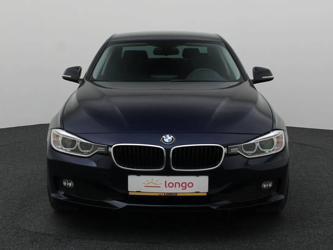 BMW 320 — foto 4