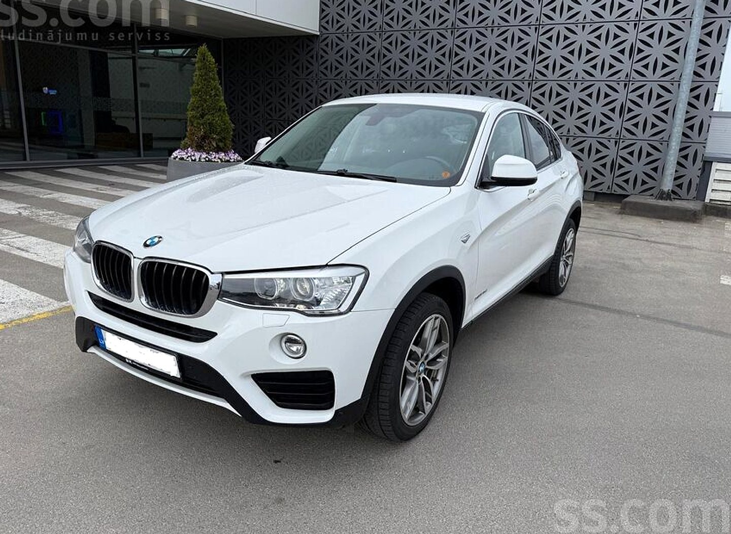 BMW X4 — foto 3