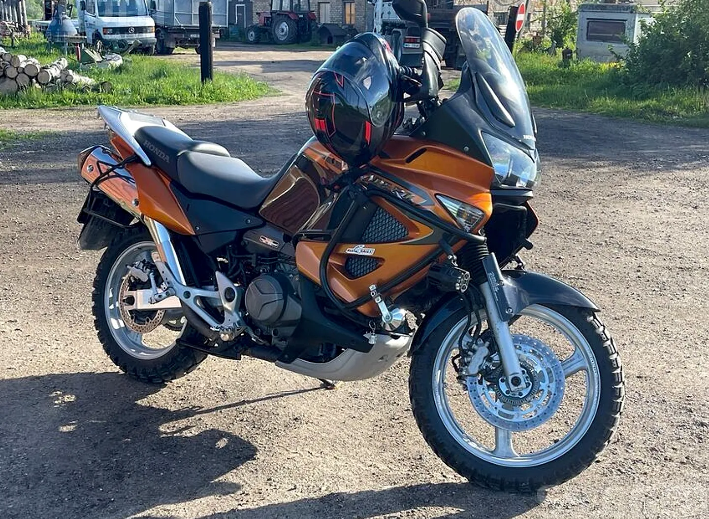 Honda Varaderoxl1000, 2008. gads