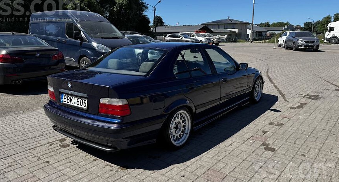 BMW 325 — foto 3