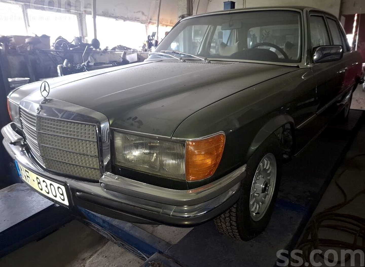 Mercedes-Benz 280 — foto 2