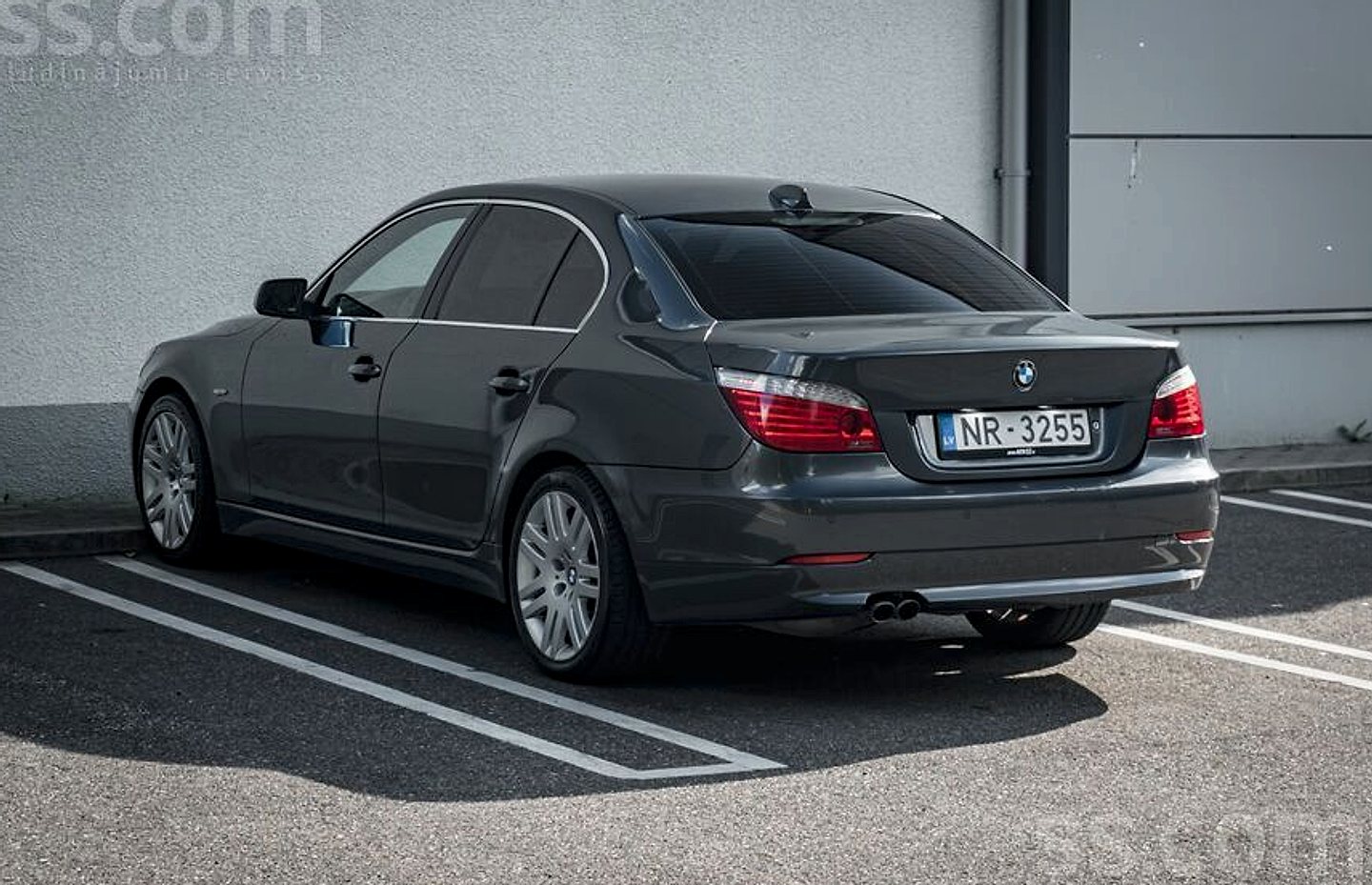 BMW 525 — foto 6