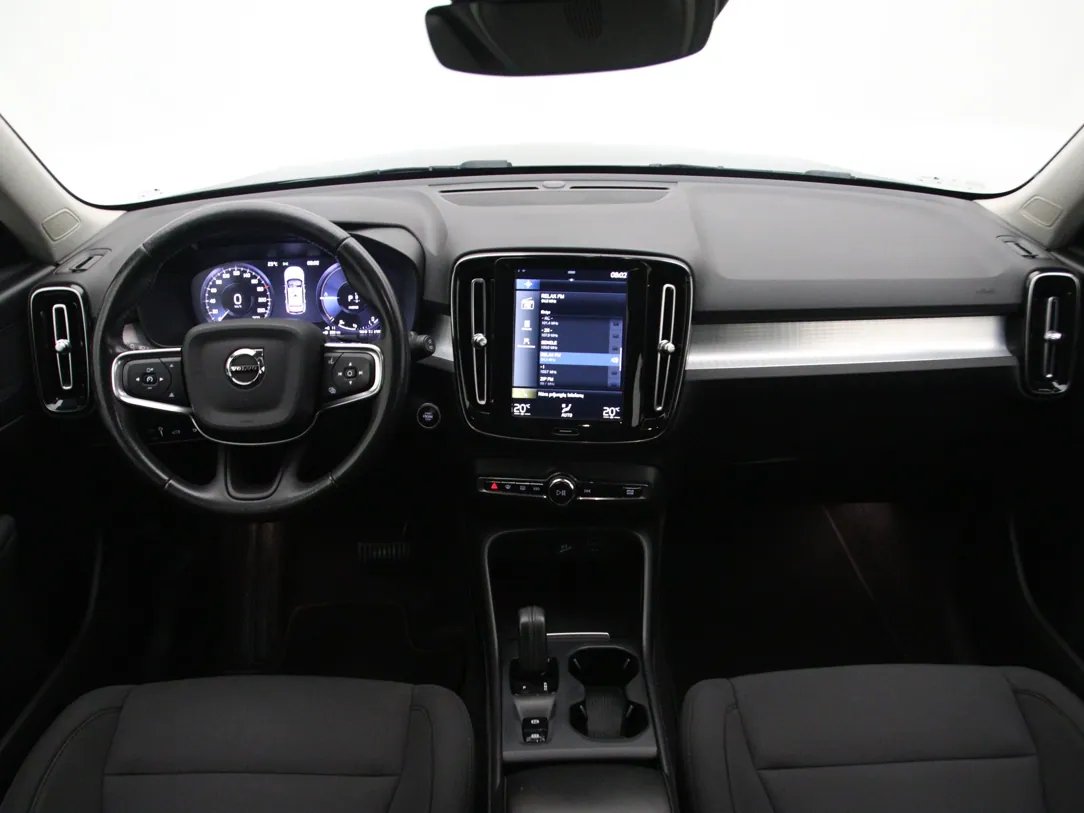 Volvo Xc40 — foto 3