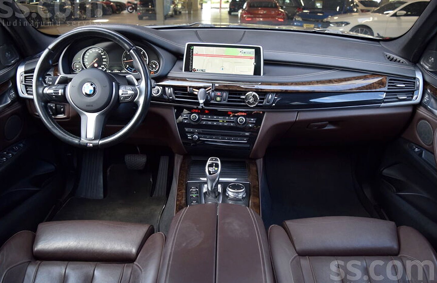 BMW X5 — foto 4