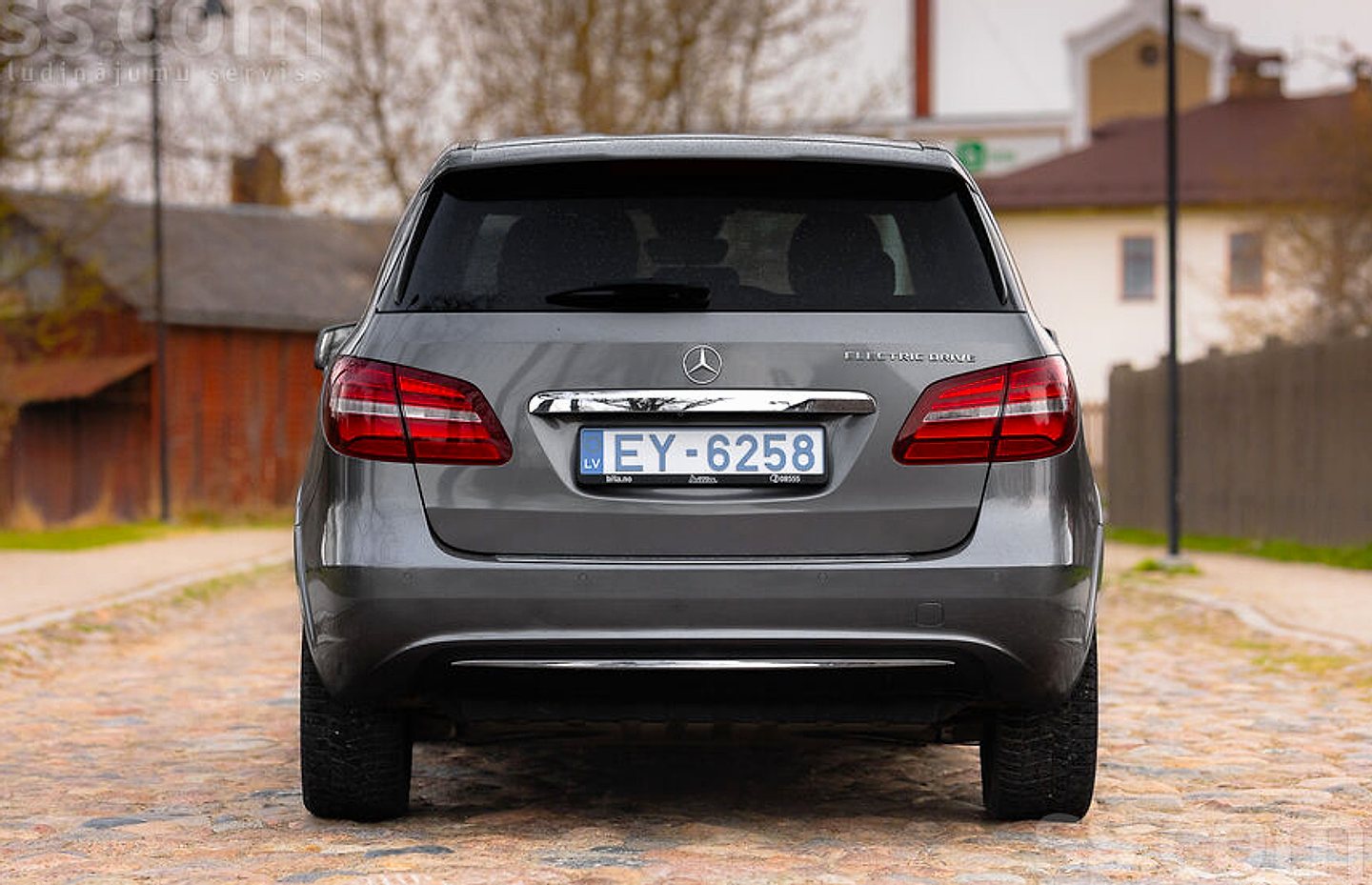 Mercedes-Benz B250 — foto 4