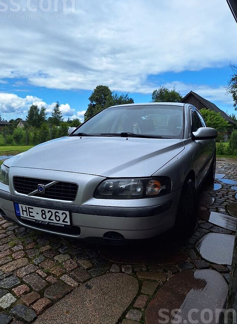 Volvo S60, 2002. gads