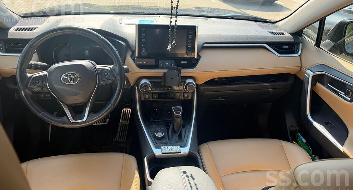 Toyota RAV 4 — foto 4