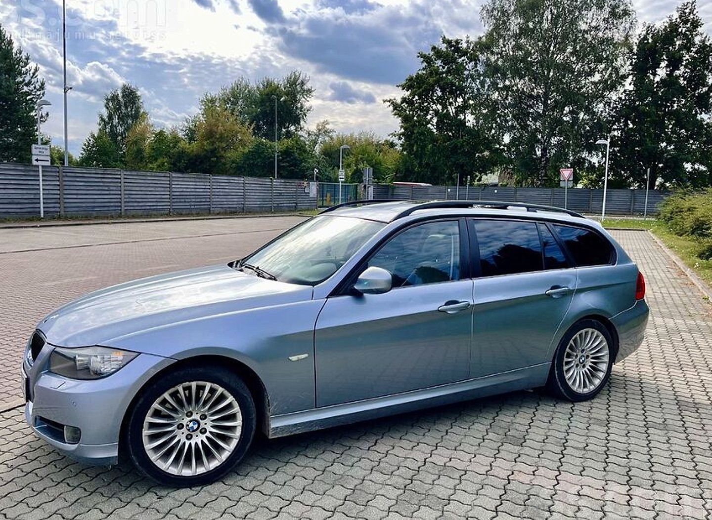 BMW 318 — foto 4
