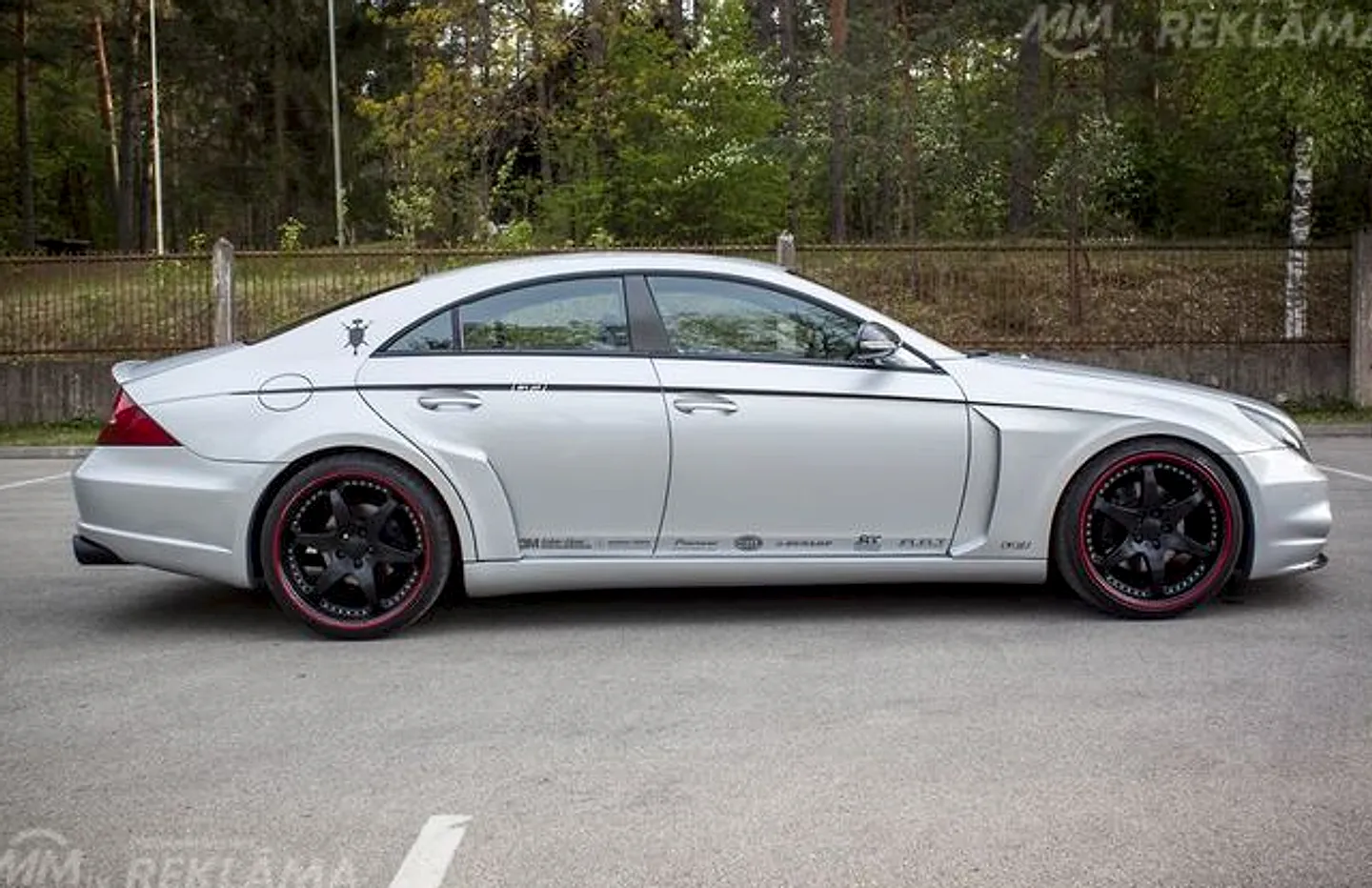 Mercedes-Benz CLS500, 2004. gads