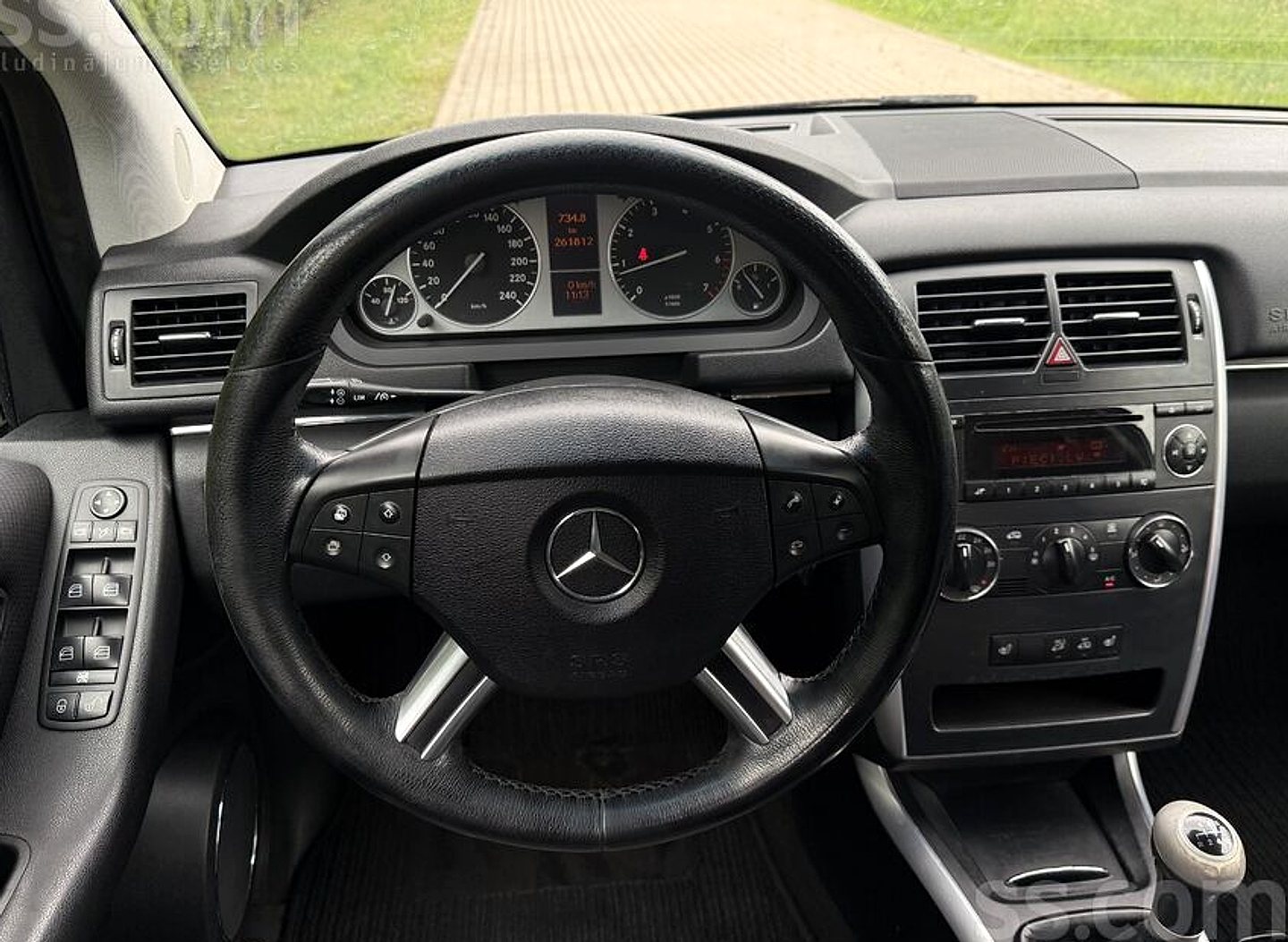 Mercedes-Benz B200 — foto 6