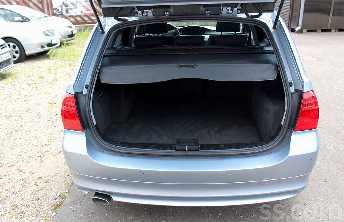 BMW 320 — foto 5