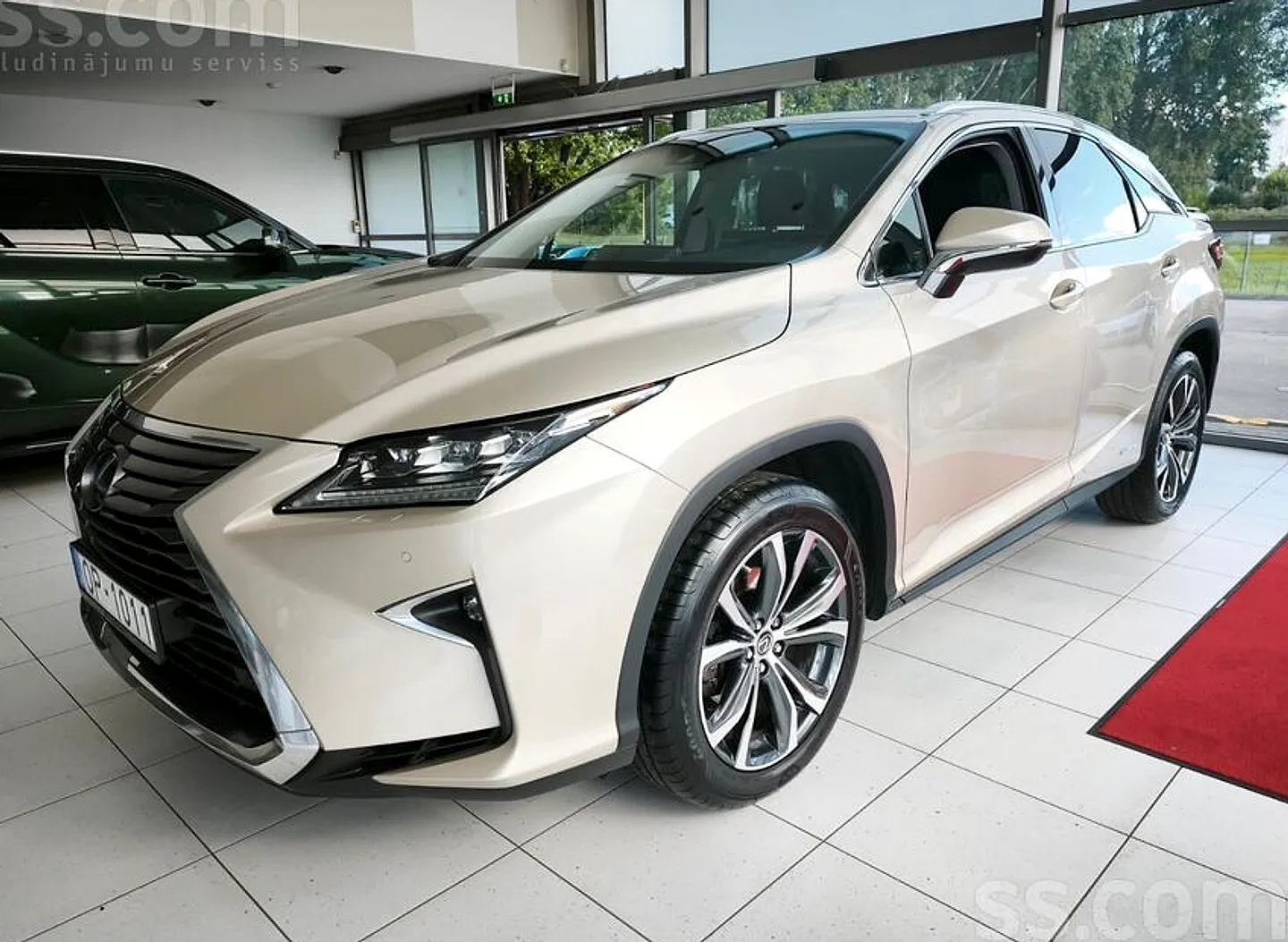 Lexus RX, 2019. gads