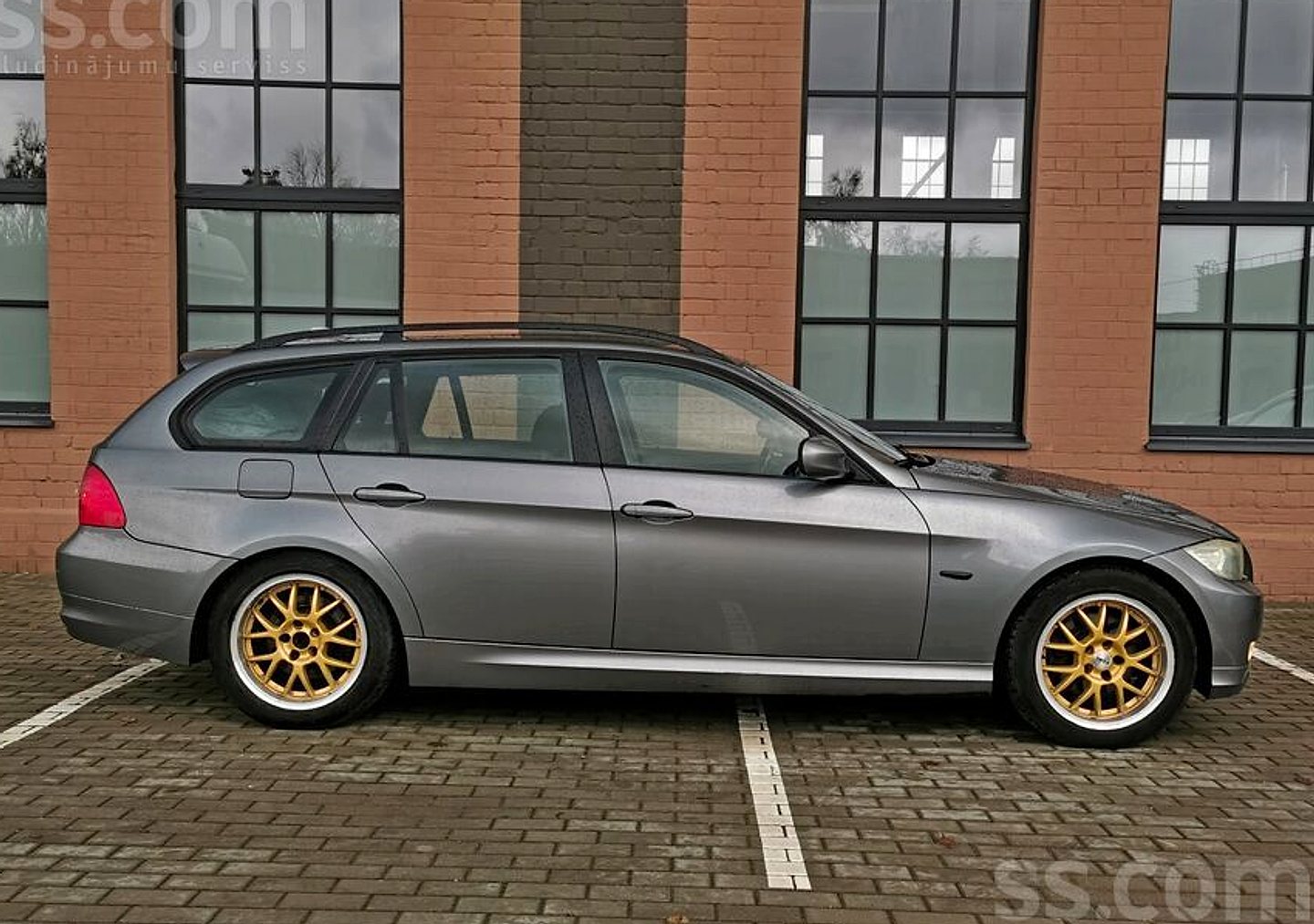 BMW 320 — foto 6