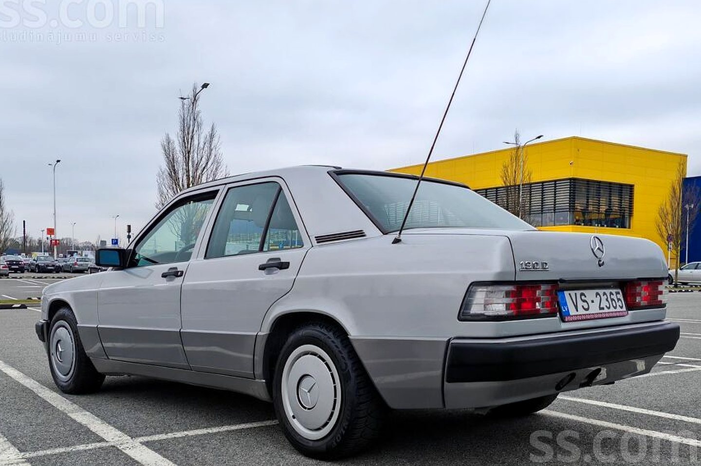 Mercedes-Benz 190 — foto 6