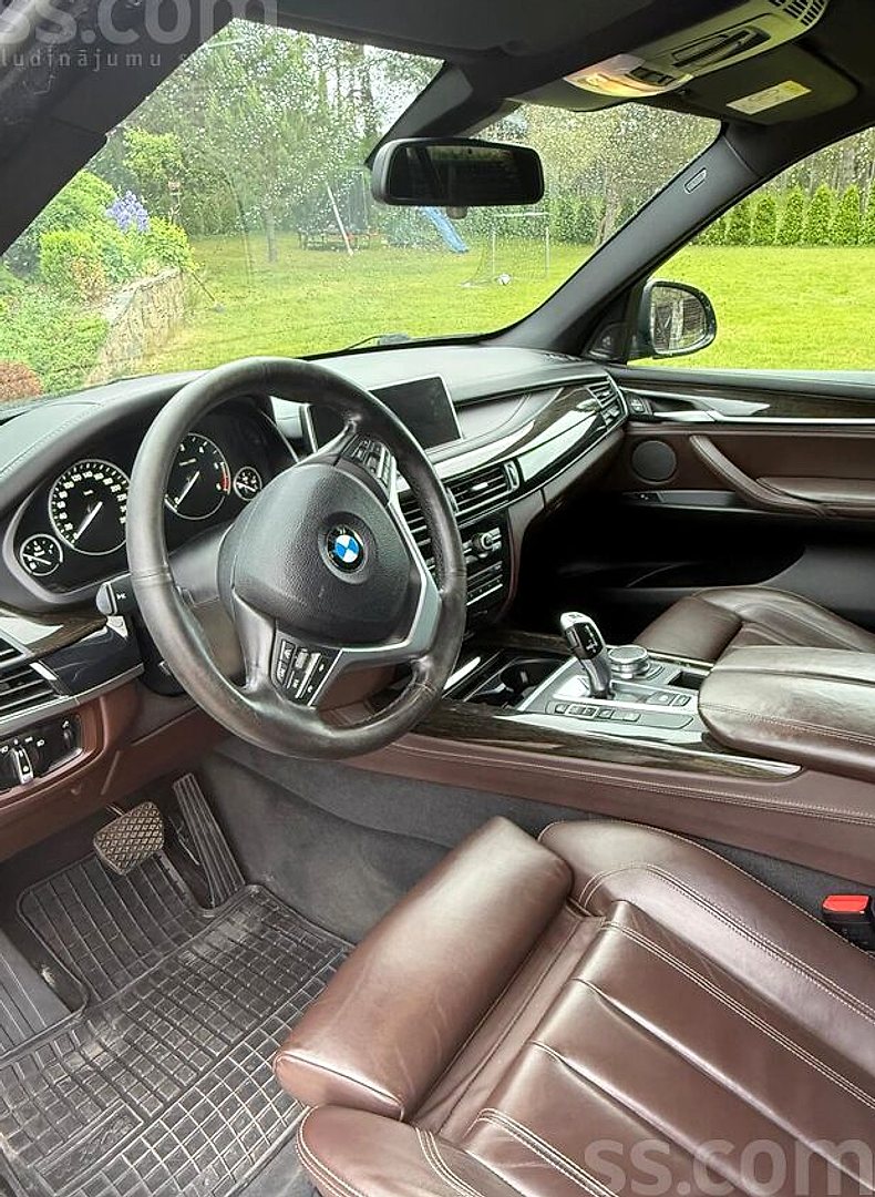 BMW X5 — foto 5