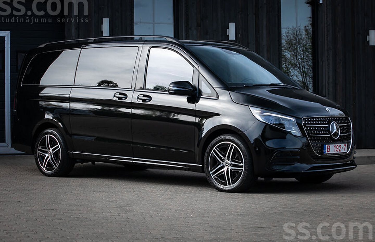 Mercedes-Benz V250 — foto 6