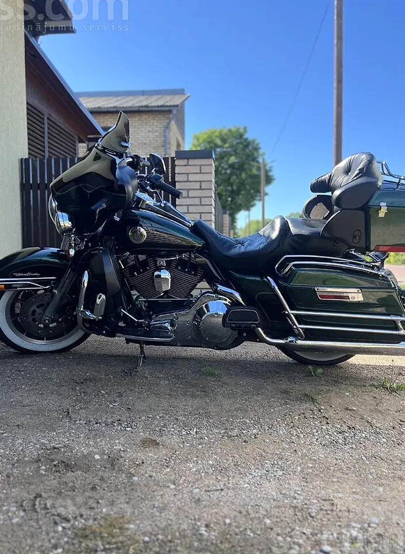 Harley-Davidson Flhtcui, 1999. gads