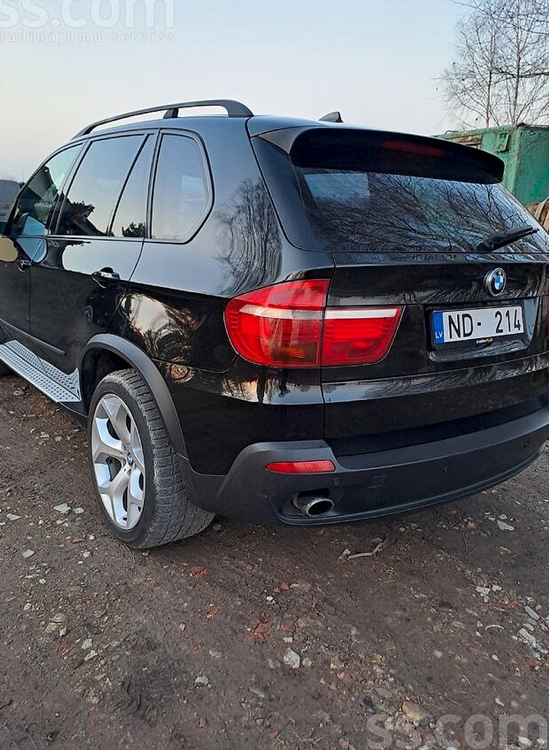 BMW X5 — foto 3