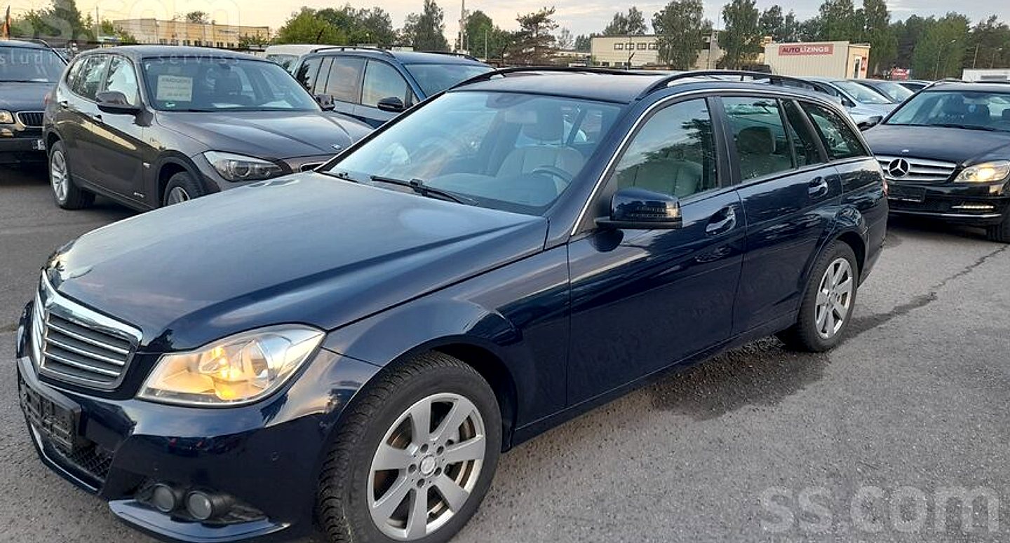 Mercedes-Benz C180 — foto 4