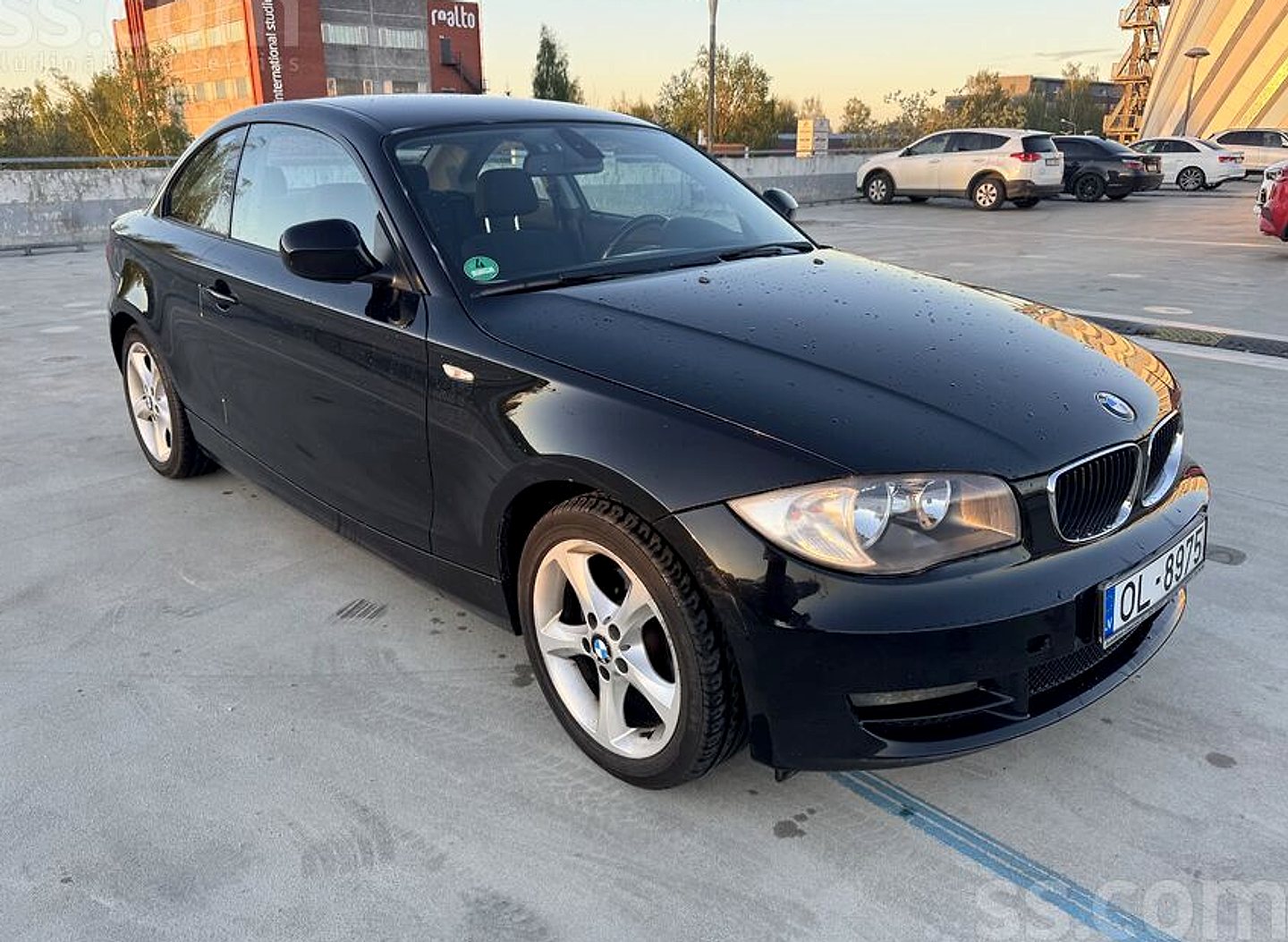 BMW 118 — foto 5