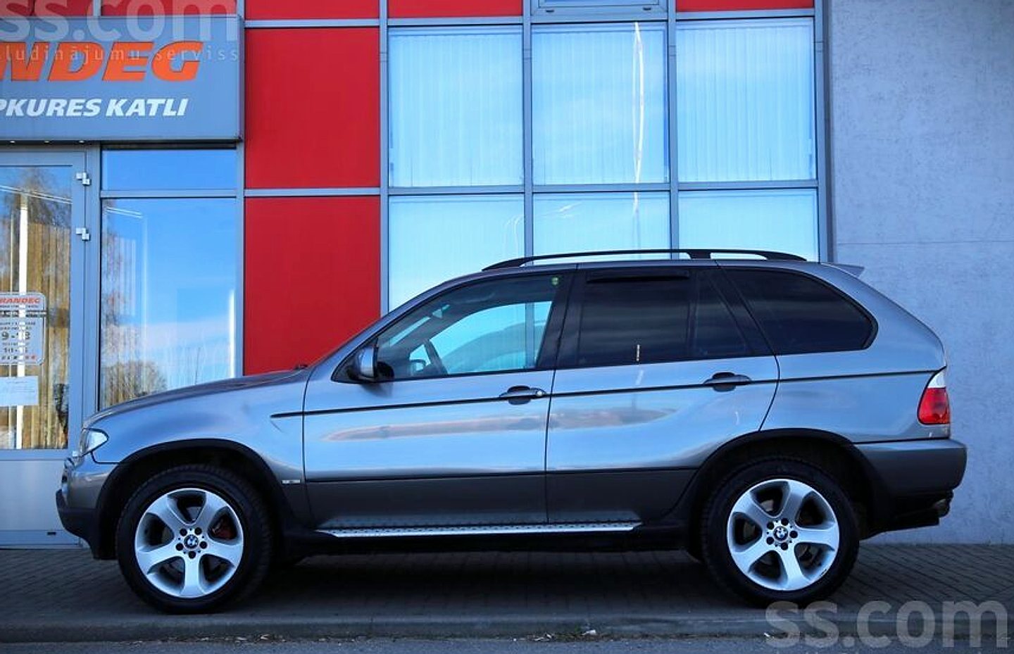 BMW X5 — foto 2