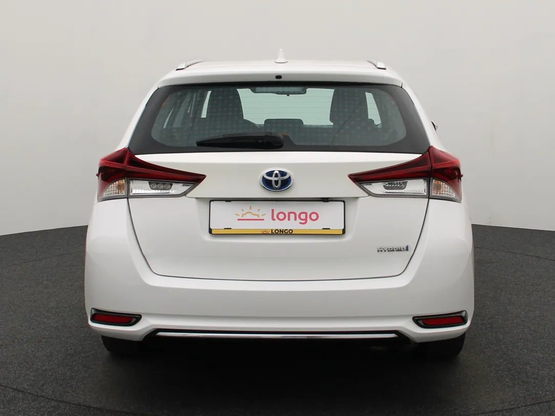 Toyota Auris — foto 6