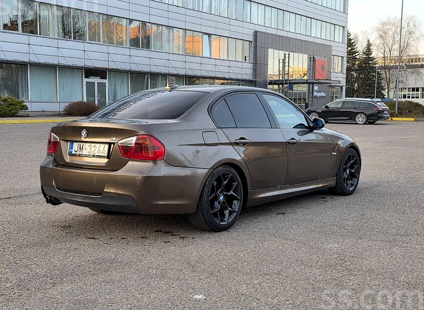 BMW 320 — foto 4