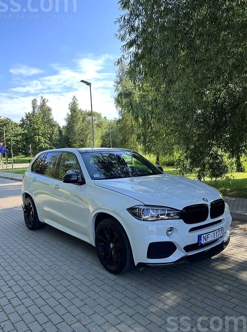 BMW X5 — foto 4