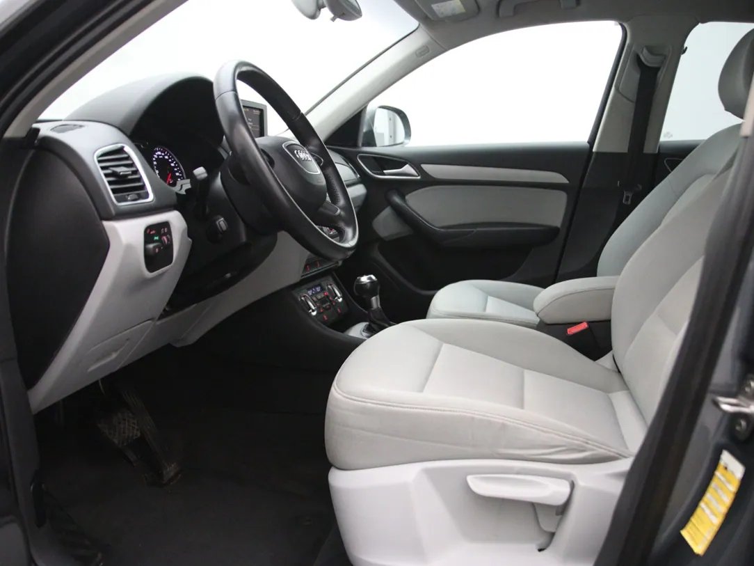 Audi Q3 — foto 5